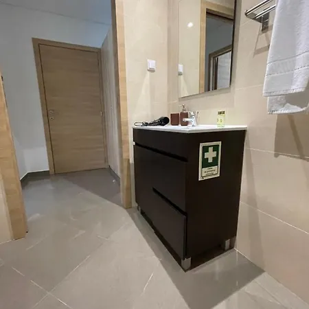 Apartment - 1min Santuario *