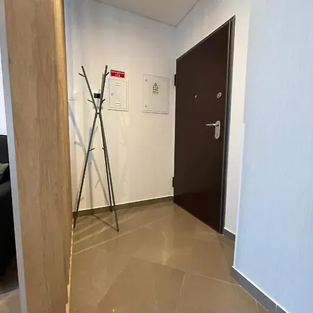 - 1min Santuario Apartment