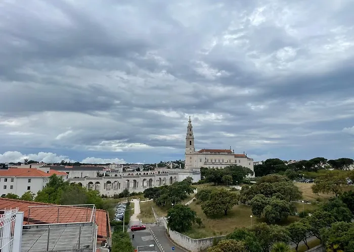 - 1min Santuário Apartamento